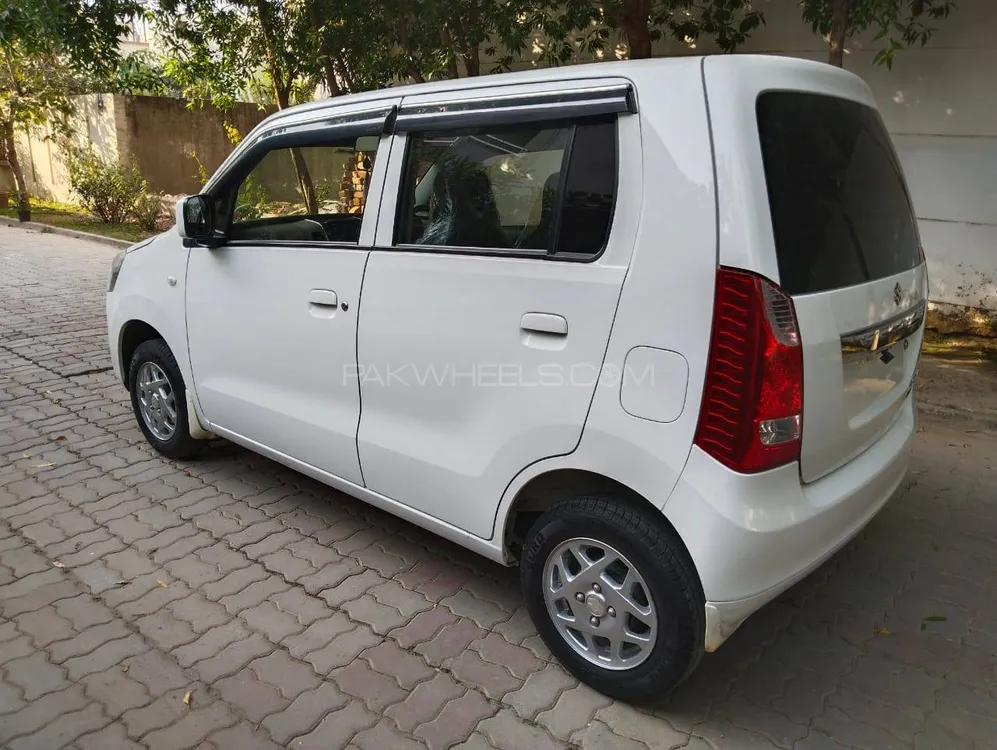 Suzuki Wagon R 2024 for Sale in Sialkot Suzuki Wagon R 2024 for Sale in Sialkot Image-2