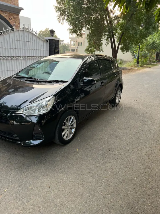 Toyota Aqua 2012 for Sale in Lahore Toyota Aqua 2012 for Sale in Lahore Image-3