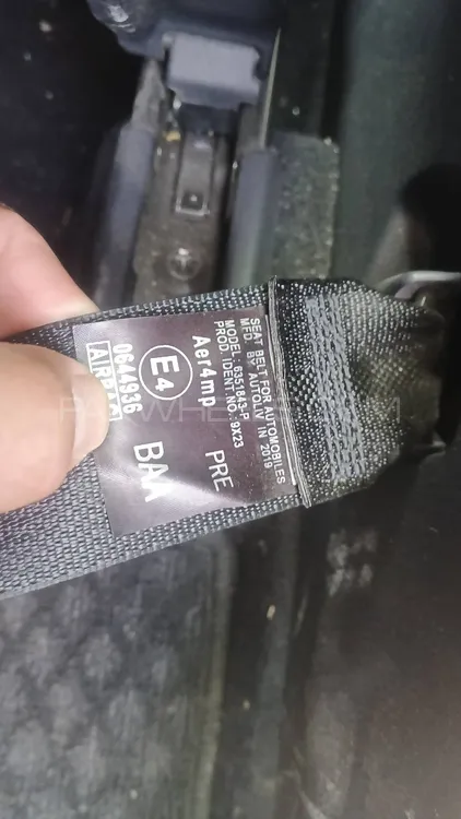 Toyota C-HR 2019 for Sale in Peshawar Toyota C-HR 2019 for Sale in Peshawar Image-11