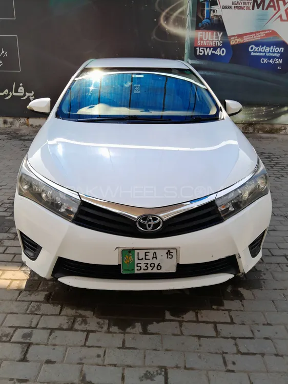 ٹویوٹا کرولا 2015 for Sale in لاہور ٹویوٹا کرولا 2015 for Sale in لاہور Image-1