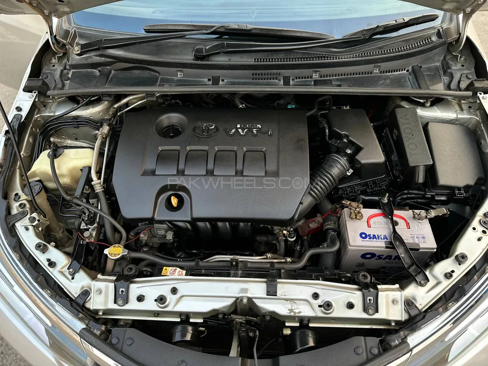 Toyota Corolla 2017 for Sale in Lahore Toyota Corolla 2017 for Sale in Lahore Image-12