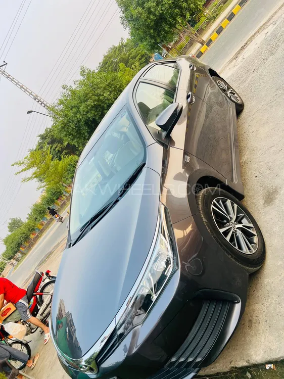 Toyota Corolla 2018 for Sale in Lahore Toyota Corolla 2018 for Sale in Lahore Image-3