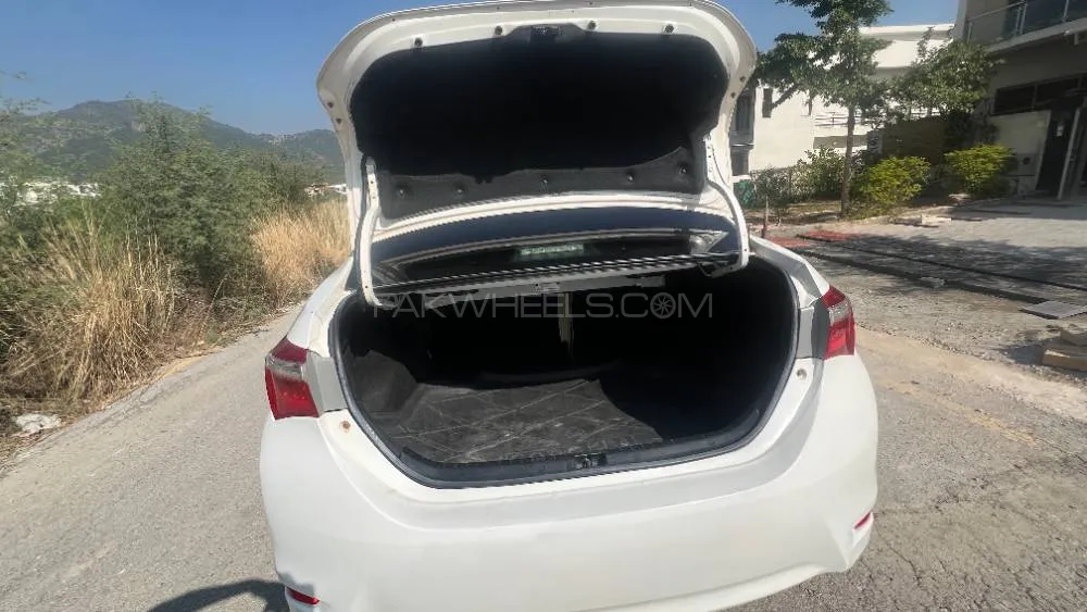 Toyota Corolla 2015 for Sale in Islamabad Toyota Corolla 2015 for Sale in Islamabad Image-6
