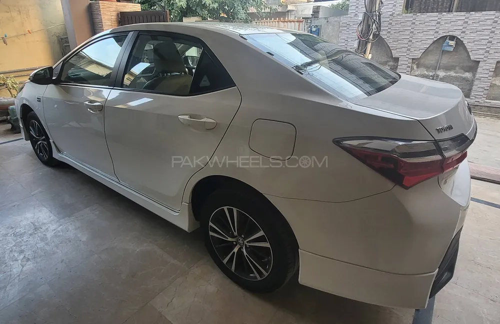 Toyota Corolla 2021 for Sale in Rawalpindi Toyota Corolla 2021 for Sale in Rawalpindi Image-5