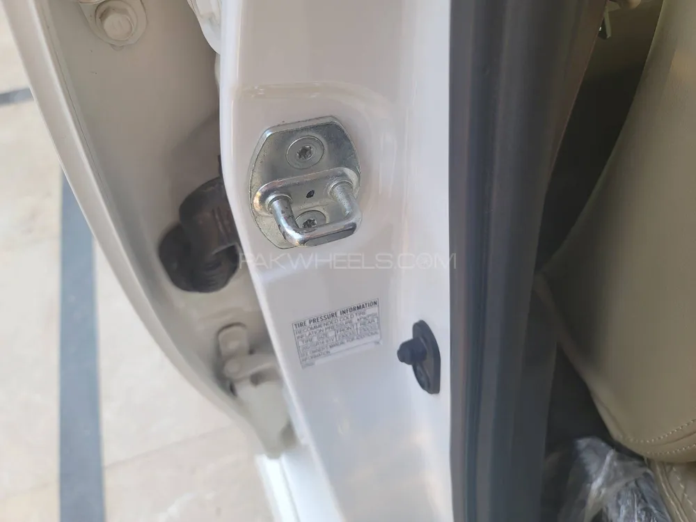 Toyota Corolla 2021 for Sale in Rawalpindi Toyota Corolla 2021 for Sale in Rawalpindi Image-11
