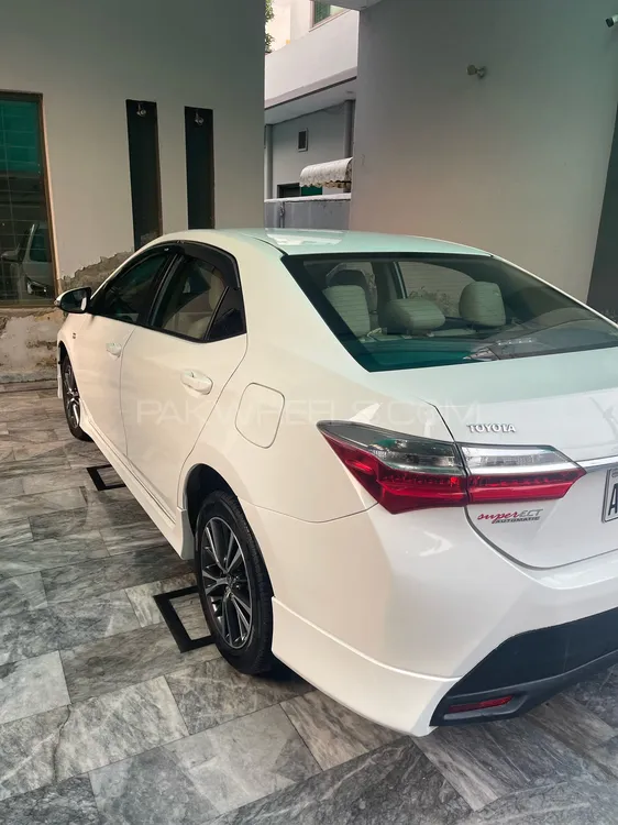 Toyota Corolla 2022 for Sale in Lahore Toyota Corolla 2022 for Sale in Lahore Image-6