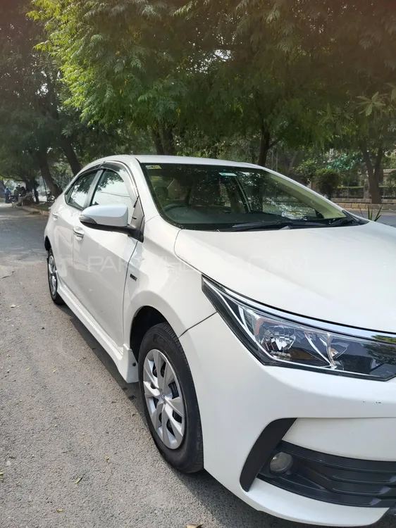 Toyota Corolla 2018 for Sale in Lahore Toyota Corolla 2018 for Sale in Lahore Image-6