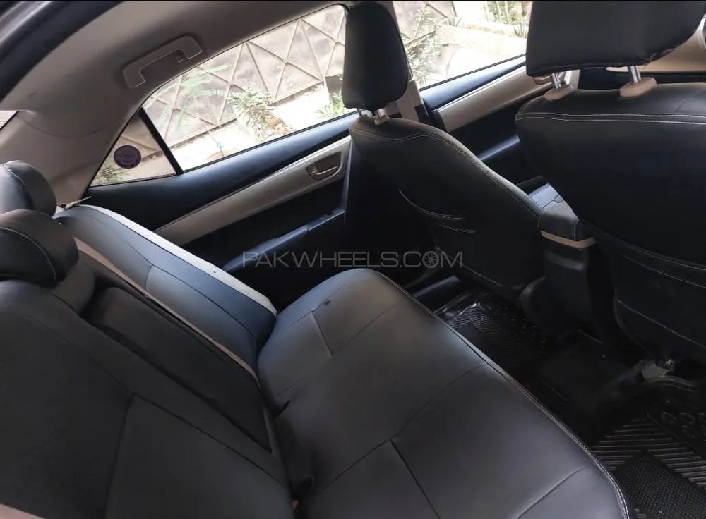 Toyota Corolla 2014 for Sale in Karachi Toyota Corolla 2014 for Sale in Karachi Image-10