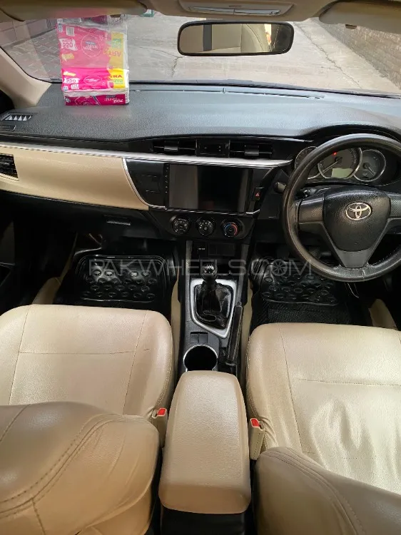 Toyota Corolla 2015 for Sale in Gujrat Toyota Corolla 2015 for Sale in Gujrat Image-6