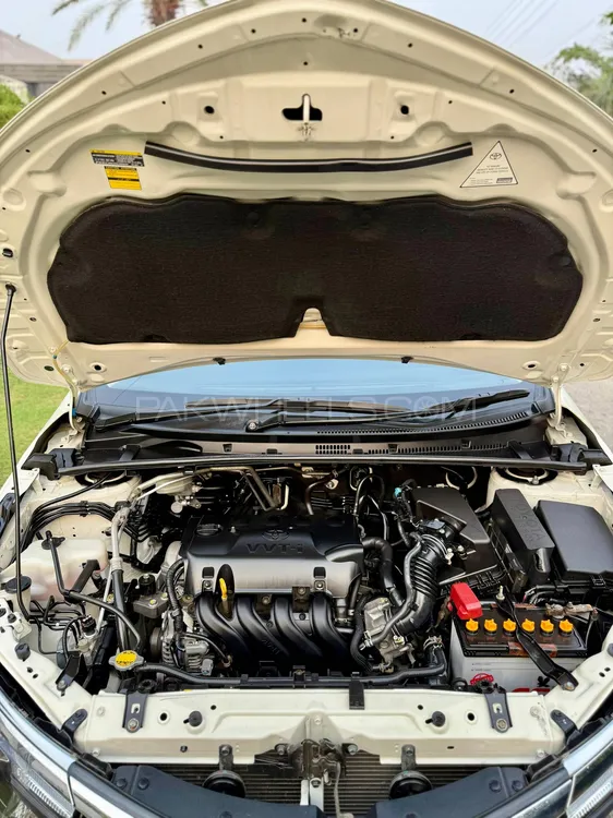 Toyota Corolla 2016 for Sale in Lahore Toyota Corolla 2016 for Sale in Lahore Image-12
