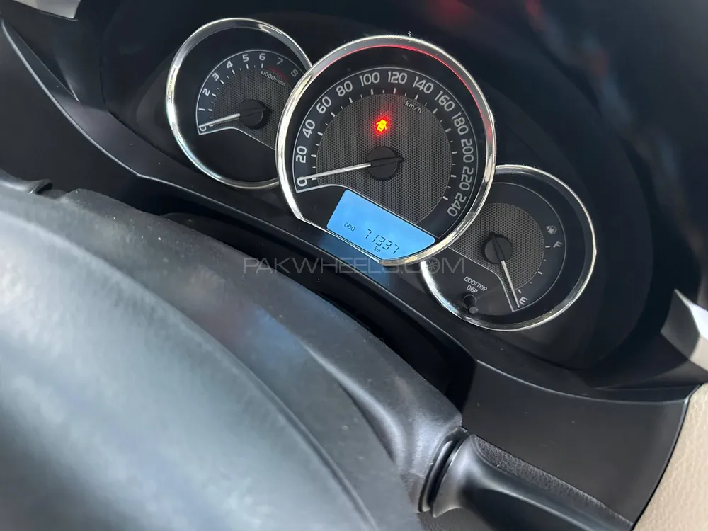 Toyota Corolla 2017 for Sale in Multan Toyota Corolla 2017 for Sale in Multan Image-7