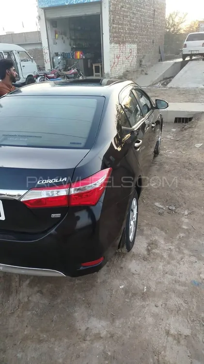 Toyota Corolla 2017 for Sale in Multan Toyota Corolla 2017 for Sale in Multan Image-3