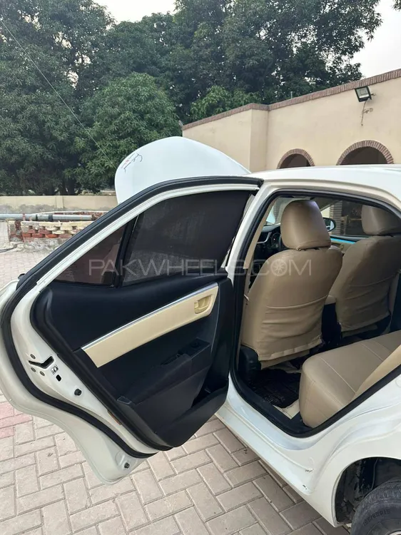 Toyota Corolla 2019 for Sale in Multan Toyota Corolla 2019 for Sale in Multan Image-6