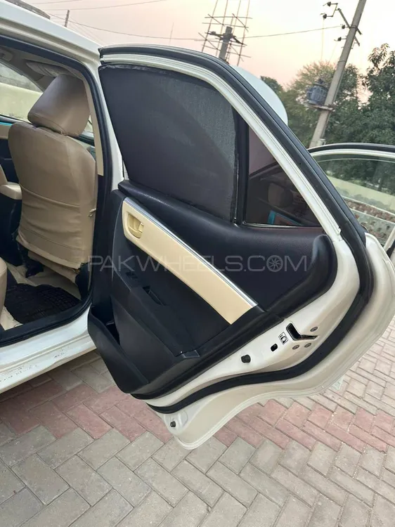 Toyota Corolla 2019 for Sale in Multan Toyota Corolla 2019 for Sale in Multan Image-11