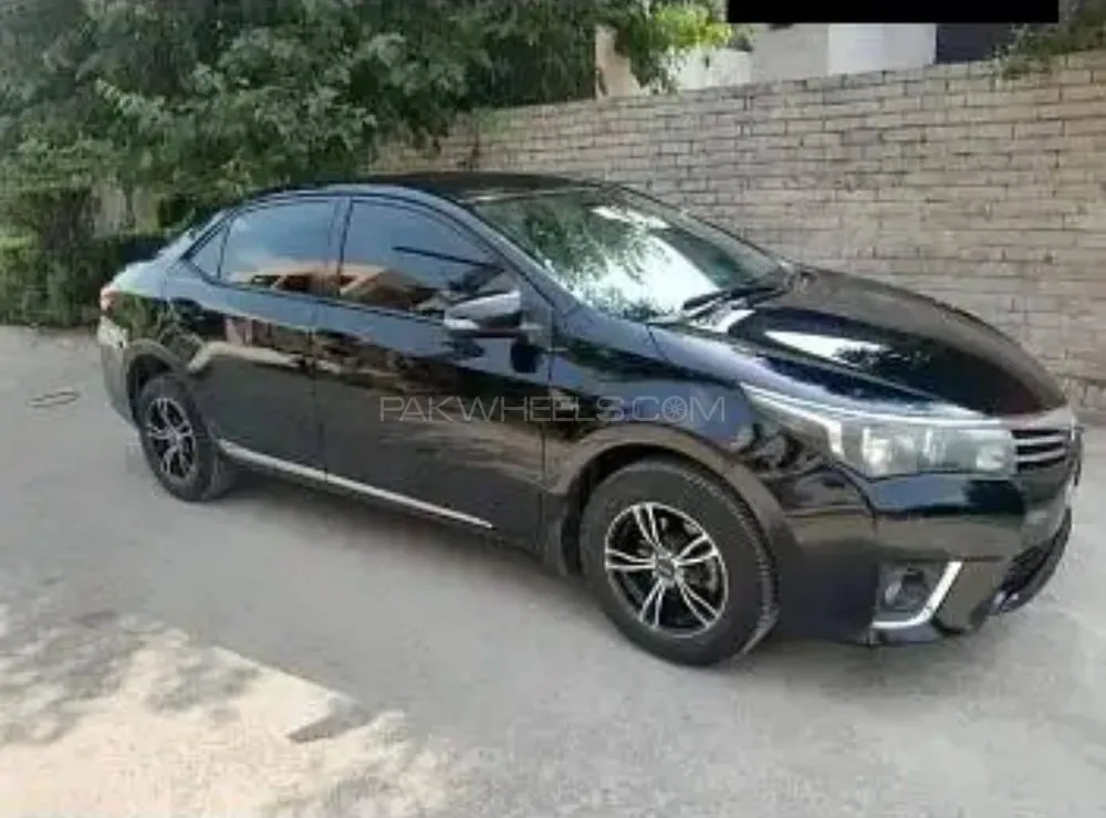 Toyota Corolla 2014 for Sale in Lahore Toyota Corolla 2014 for Sale in Lahore Image-7