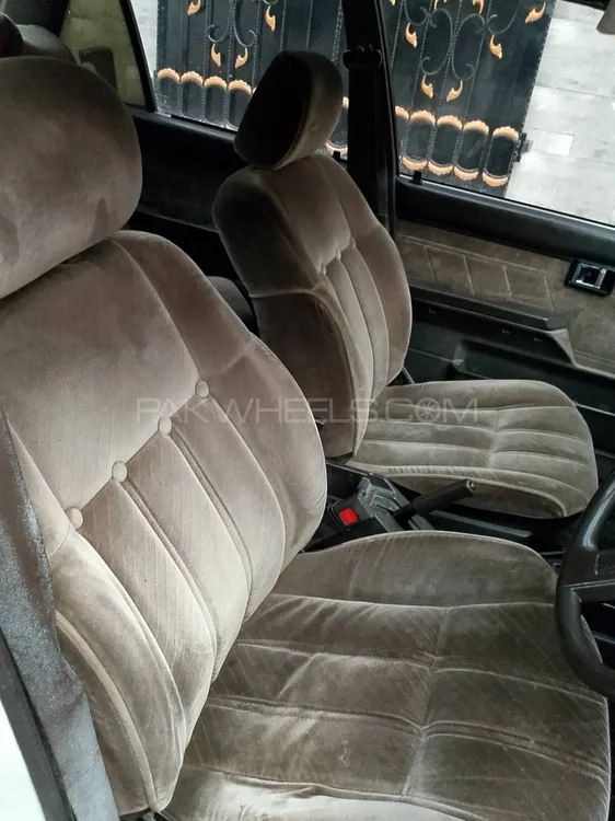 Toyota Corolla 1986 for Sale in Lahore Toyota Corolla 1986 for Sale in Lahore Image-8