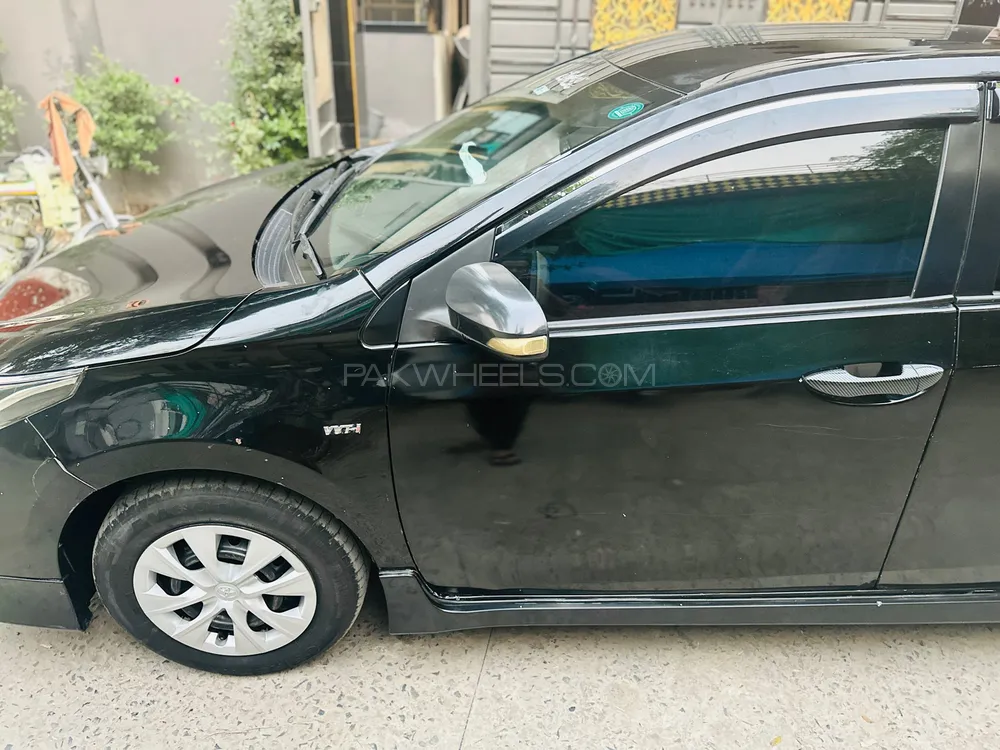 Toyota Corolla 2017 for Sale in Lahore Toyota Corolla 2017 for Sale in Lahore Image-5