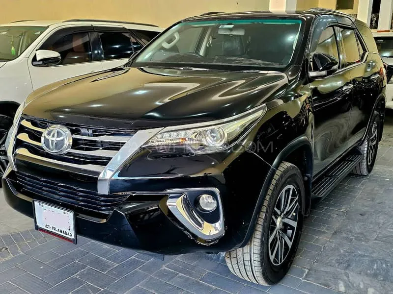 Toyota Fortuner 2018 for Sale in Sialkot Toyota Fortuner 2018 for Sale in Sialkot Image-4