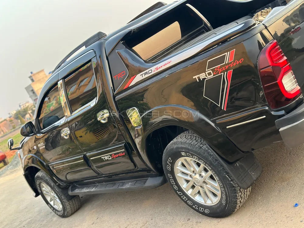 Toyota Hilux 2007 for Sale in Lahore Toyota Hilux 2007 for Sale in Lahore Image-9