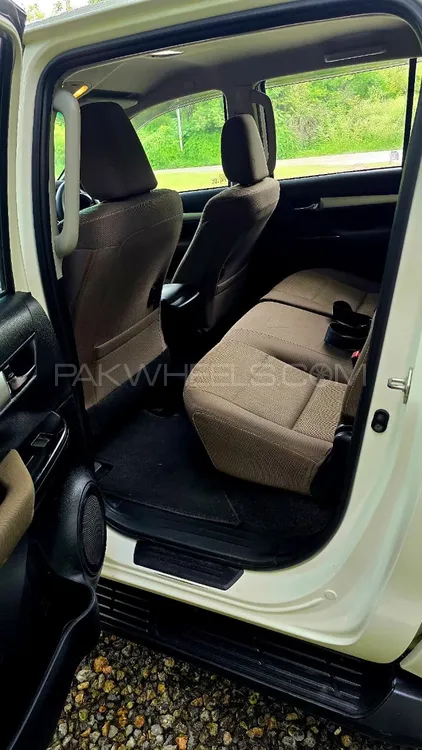 Toyota Hilux 2019 for Sale in Haripur Toyota Hilux 2019 for Sale in Haripur Image-7