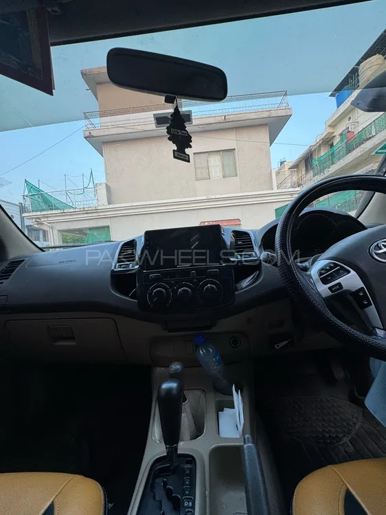Toyota Hilux 2013 for Sale in Islamabad Toyota Hilux 2013 for Sale in Islamabad Image-12