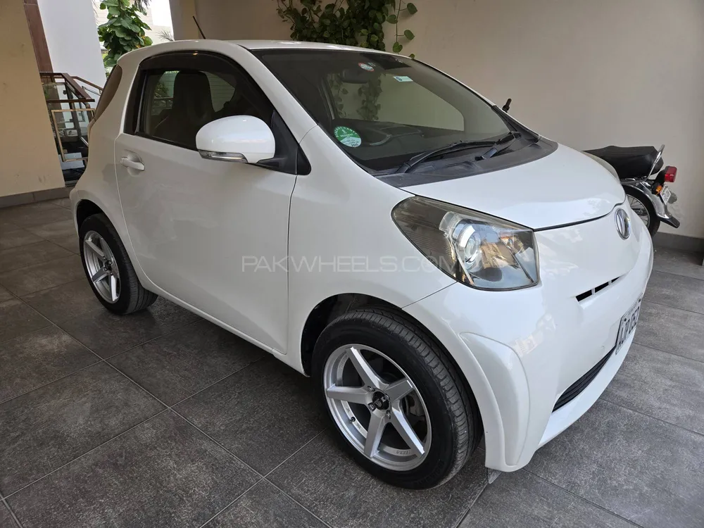 Toyota iQ 2009 for Sale in Sialkot Toyota iQ 2009 for Sale in Sialkot Image-2