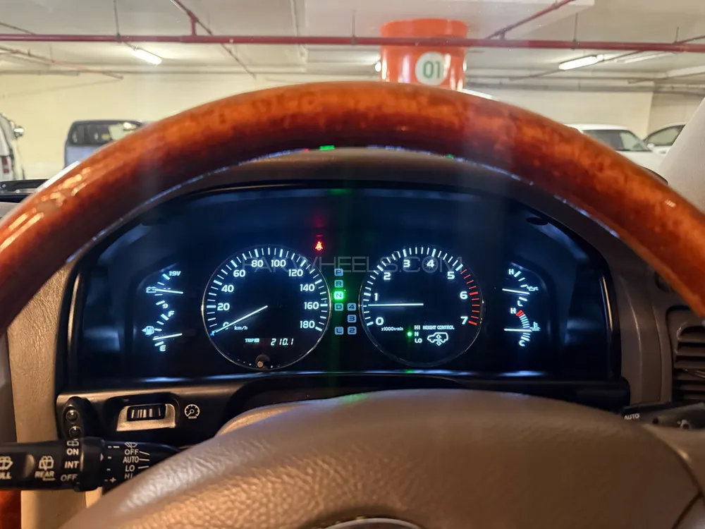 Toyota Land Cruiser 2001 for Sale in Karachi Toyota Land Cruiser 2001 for Sale in Karachi Image-15