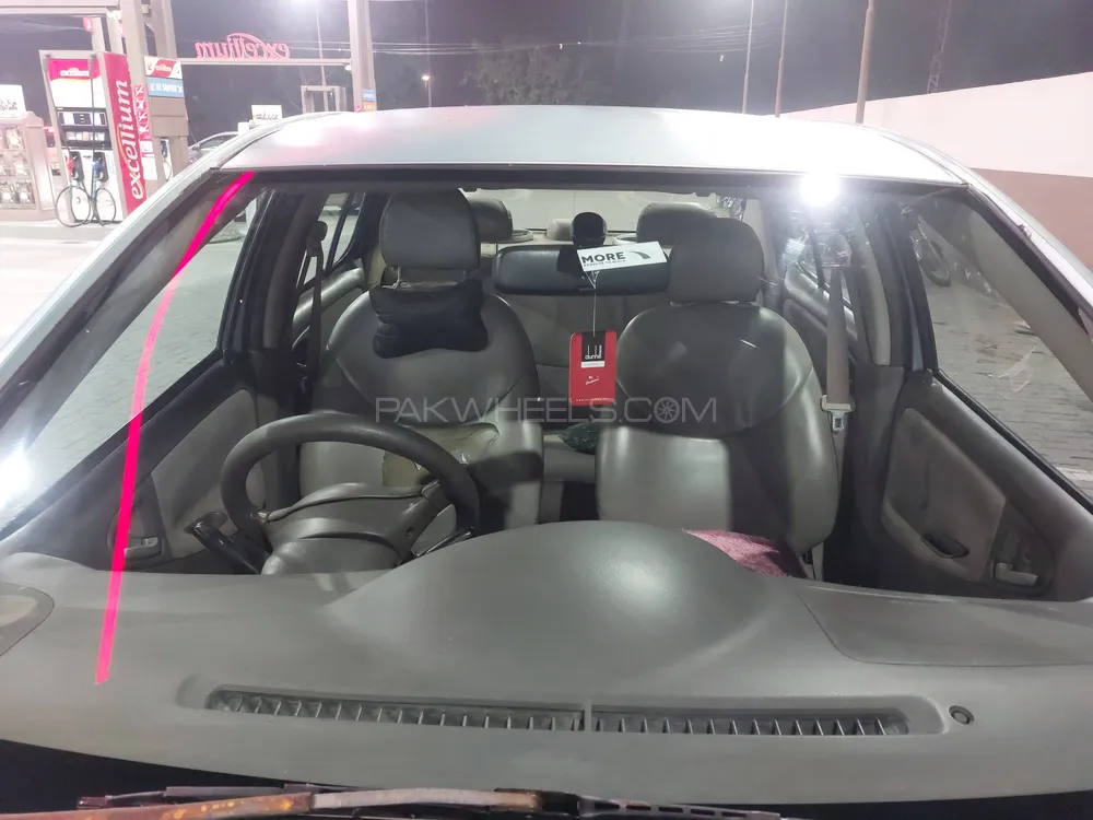 Toyota Platz 2004 for Sale in Lahore Toyota Platz 2004 for Sale in Lahore Image-9