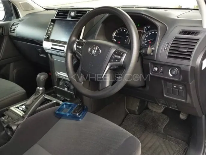 Toyota Prado 2020 for Sale in Lahore Toyota Prado 2020 for Sale in Lahore Image-5