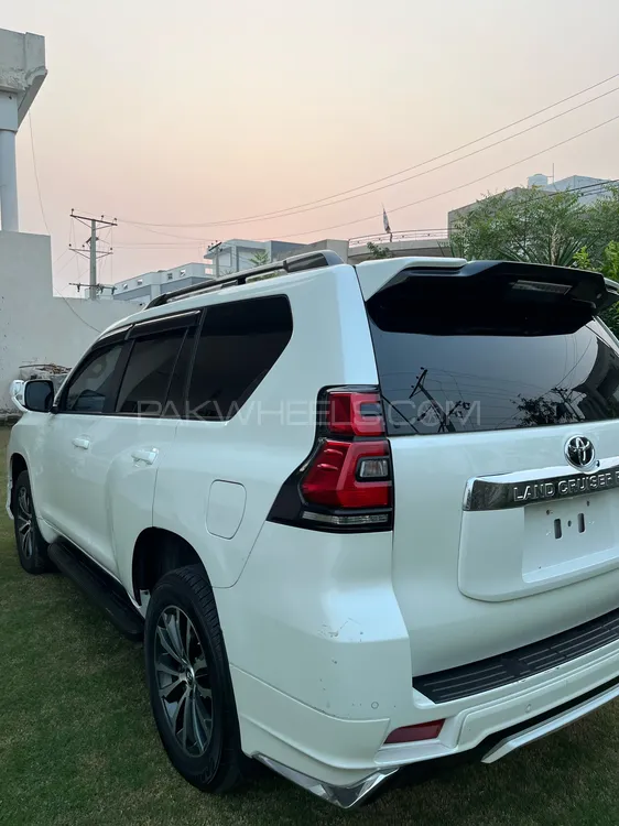 Toyota Prado 2020 for Sale in Faisalabad Toyota Prado 2020 for Sale in Faisalabad Image-5
