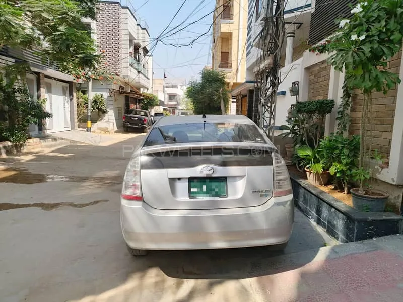Toyota Prius 2007 for Sale in Hyderabad Toyota Prius 2007 for Sale in Hyderabad Image-3