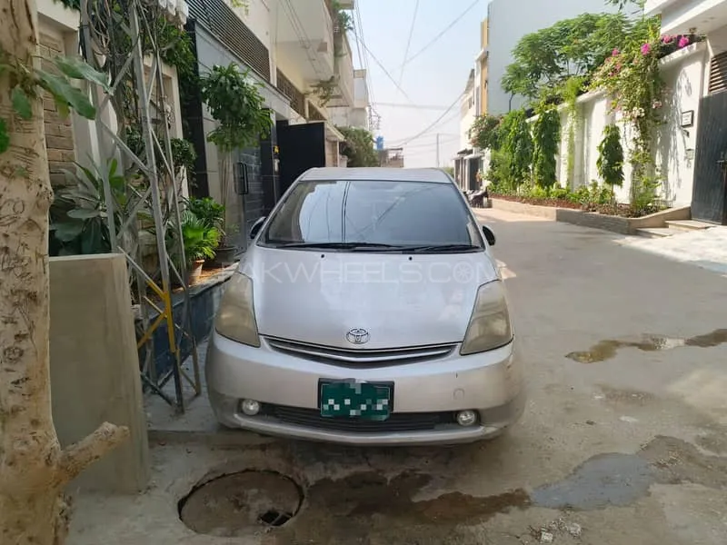 Toyota Prius 2007 for Sale in Hyderabad Toyota Prius 2007 for Sale in Hyderabad Image-4