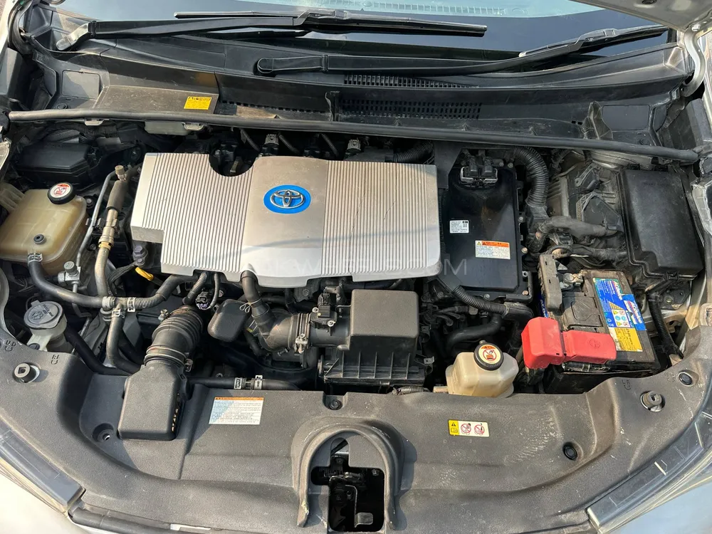 ٹویوٹا پریوس 2017 for Sale in فیصل آباد ٹویوٹا پریوس 2017 for Sale in فیصل آباد Image-8