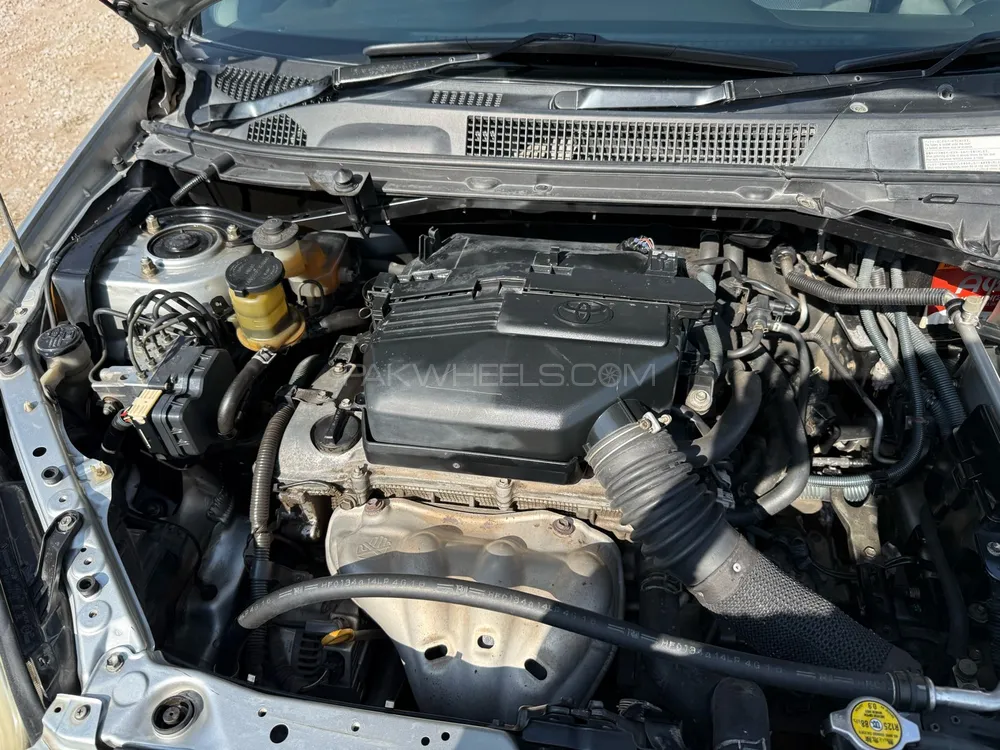 Toyota Rav4 2005 for Sale in Rawalakot Toyota Rav4 2005 for Sale in Rawalakot Image-9