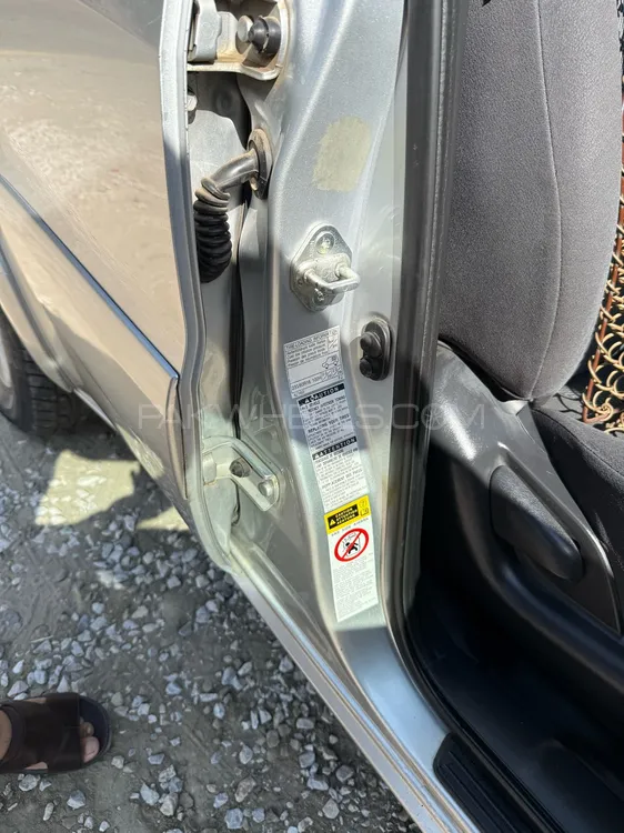 Toyota Rav4 2005 for Sale in Rawalakot Toyota Rav4 2005 for Sale in Rawalakot Image-7