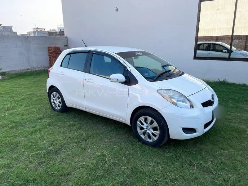 Toyota Vitz 2009 for Sale in Lahore Toyota Vitz 2009 for Sale in Lahore Image-15