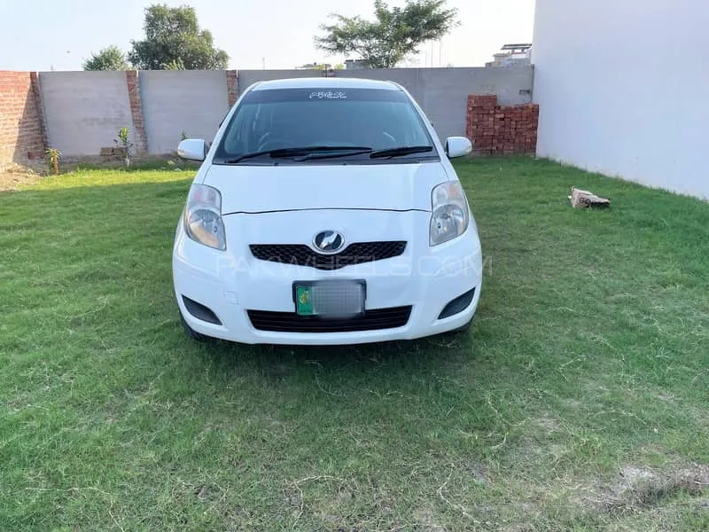 Toyota Vitz 2009 for Sale in Lahore Toyota Vitz 2009 for Sale in Lahore Image-9