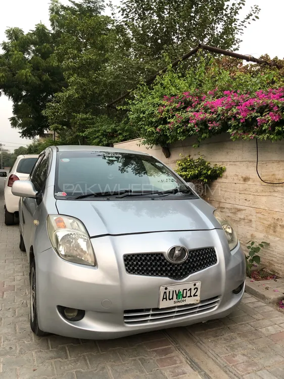Toyota Vitz 2005 for Sale in Faisalabad Image-1