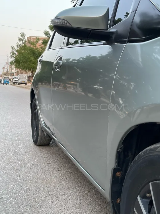 Toyota Vitz 2012 for Sale in Karachi Toyota Vitz 2012 for Sale in Karachi Image-9