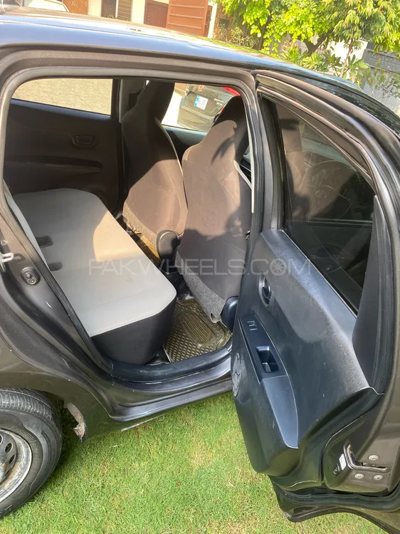 Toyota Vitz 2013 for Sale in Multan Toyota Vitz 2013 for Sale in Multan Image-15