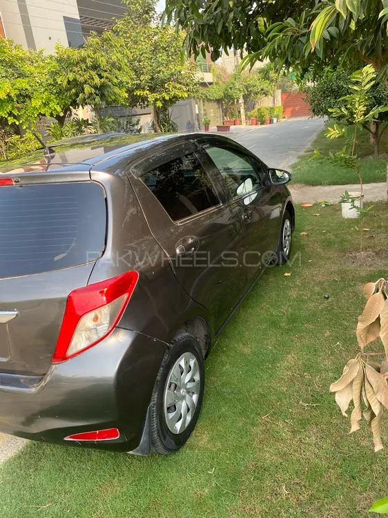 Toyota Vitz 2013 for Sale in Multan Toyota Vitz 2013 for Sale in Multan Image-5
