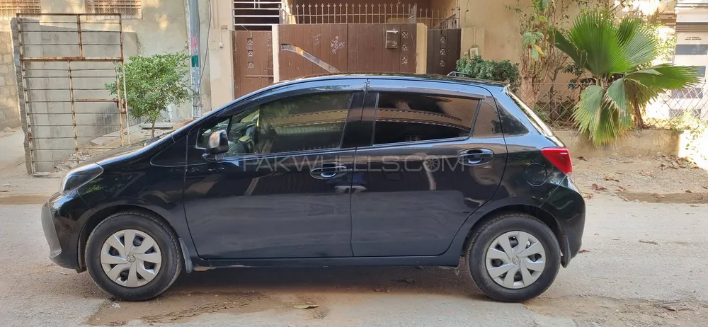 Toyota Vitz 2014 for Sale in Karachi Toyota Vitz 2014 for Sale in Karachi Image-5