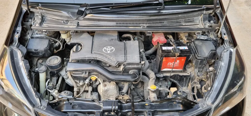 Toyota Vitz 2014 for Sale in Karachi Toyota Vitz 2014 for Sale in Karachi Image-16