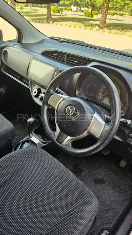 Toyota Vitz 2015 for Sale in Islamabad Toyota Vitz 2015 for Sale in Islamabad Image-10
