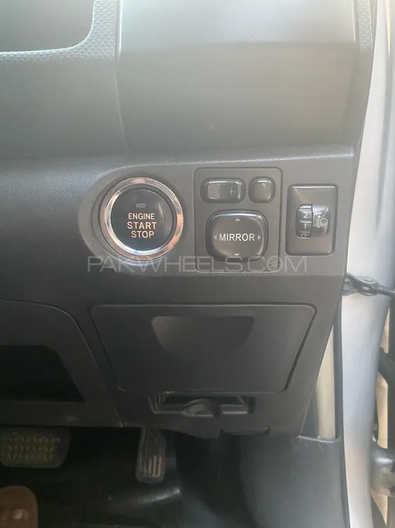 Toyota Vitz 2010 for Sale in Faisalabad Toyota Vitz 2010 for Sale in Faisalabad Image-8