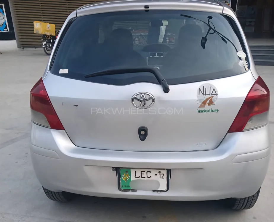 Toyota Vitz 2008 for Sale in Nowshera cantt Toyota Vitz 2008 for Sale in Nowshera cantt Image-5
