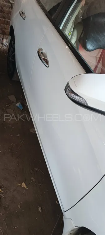 Toyota Yaris Sedan 2021 for Sale in Hyderabad Toyota Yaris Sedan 2021 for Sale in Hyderabad Image-4