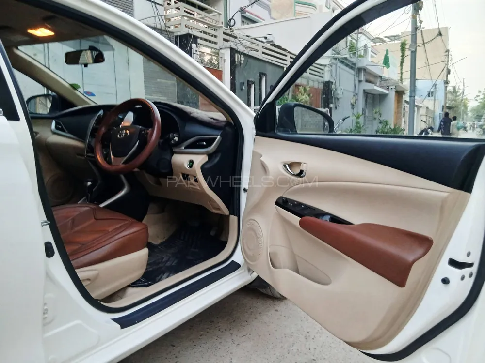 ٹویوٹا یارس سیڈان 2021 for Sale in کراچی ٹویوٹا یارس سیڈان 2021 for Sale in کراچی Image-7
