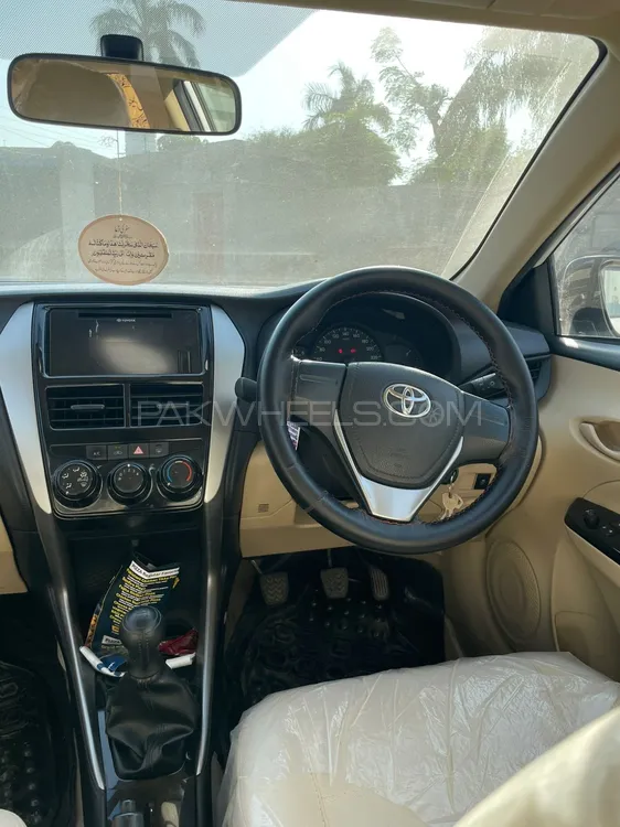 ٹویوٹا یارس سیڈان 2022 for Sale in منڈی بہاؤ الدین ٹویوٹا یارس سیڈان 2022 for Sale in منڈی بہاؤ الدین Image-11