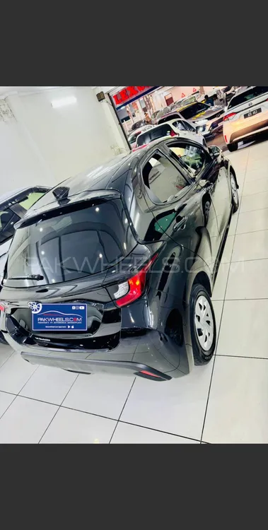 ٹویوٹا یارس ہیچ بیک 2022 for Sale in پشاور ٹویوٹا یارس ہیچ بیک 2022 for Sale in پشاور Image-5
